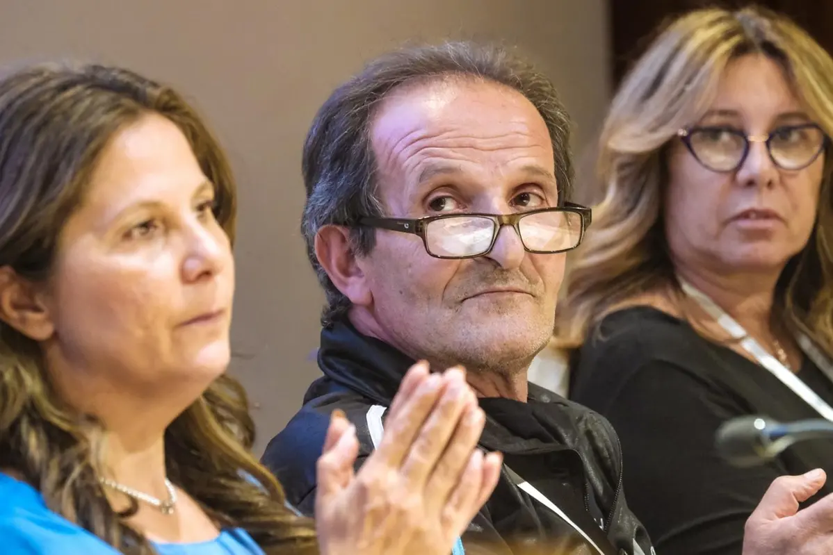 Nella foto: Irene Testa, Beniamino Zuncheddu e Gaia Tortora