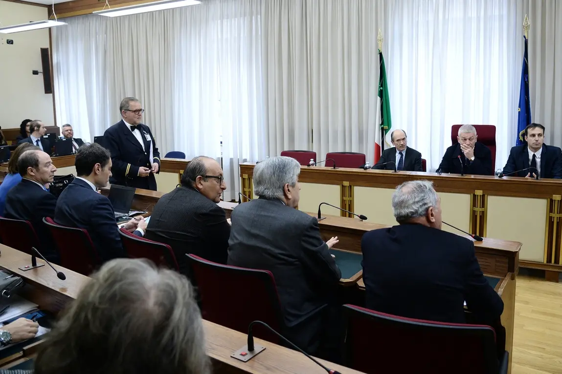 Una seduta della commissione antimafia