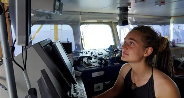 Carola Rackete, la Cassazione: «Rispettò il dovere di soccorso»