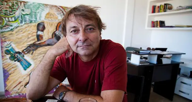 Intervista a Cesare Battisti: \"Ho pietà per tutte le vittime del terrorismo, ma io non c'entro: i pm hanno torturato il mio accusatore\"