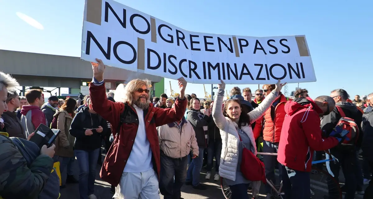 No green pass, l'altra Trieste: \"Questa non è la città dei no vax\"