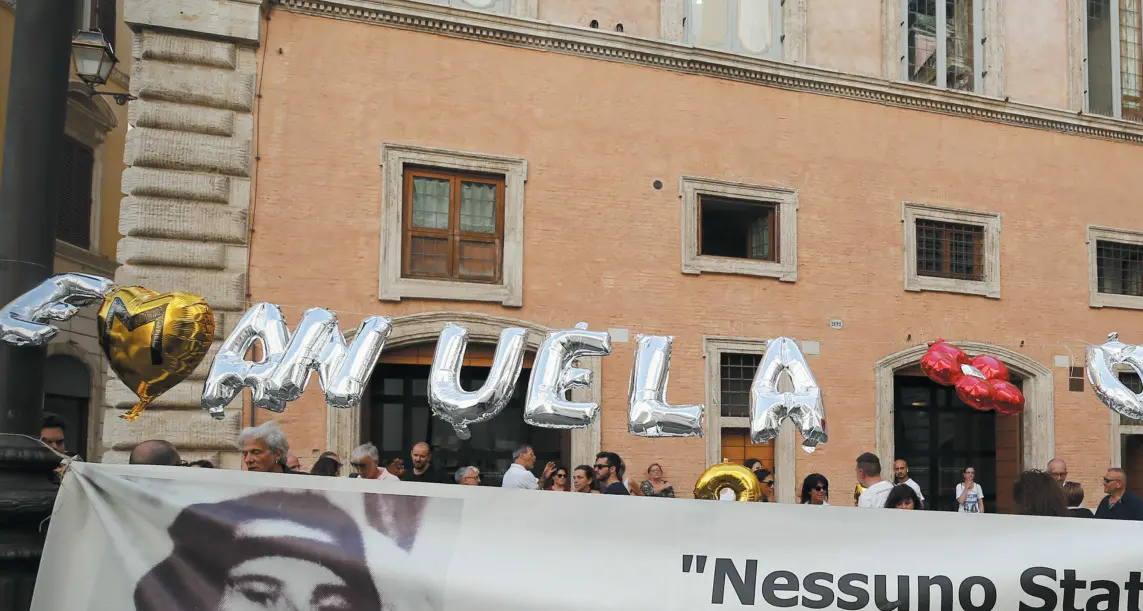 Emanuela Orlandi, il Vaticano ordina l’apertura di 2 tombe