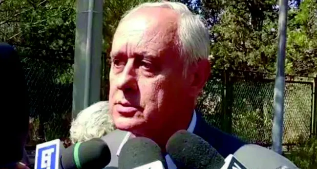 L’urlo degli avvocati: «Basta giustizia show»