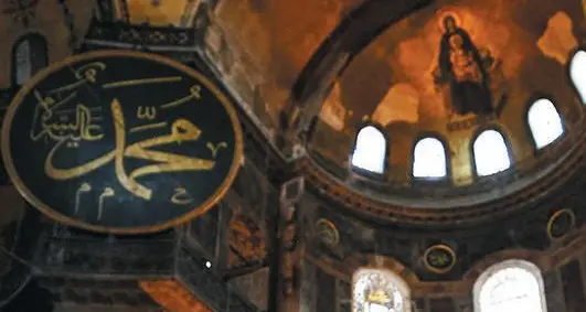 Con Santa Sofia il sultano cerca i voti estremisti