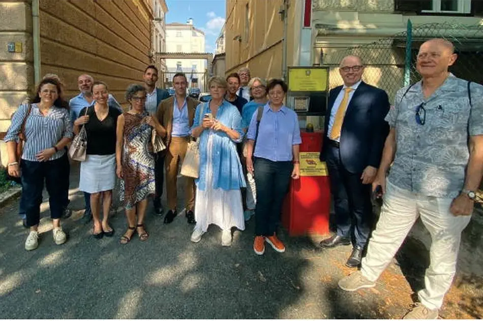 LA VISITA AL CARCERE DI BOLZANO ORGANIZZATA DALLA CAMERA PENALE E ORDINE DEGLI AVVOCATI DI BOLZANO CON \"NESSUNO TOCCHI CAINO\"