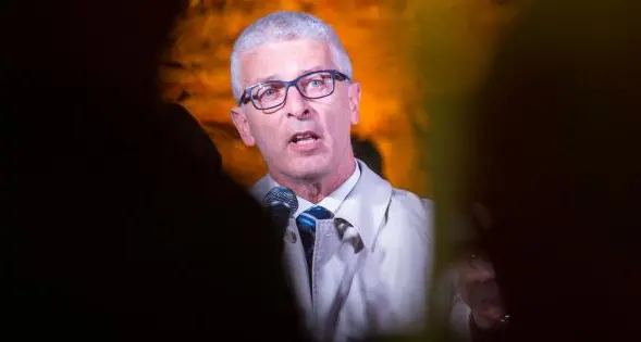 Morra insiste: «I calabresi sapevano della malattia di Santelli». Ma la Rai si scusa col presidente dell'Antimafia