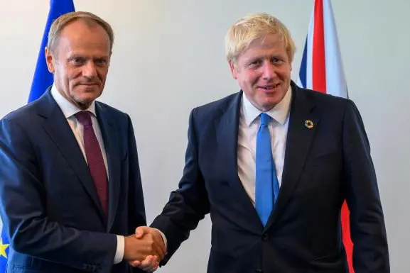 Donald Tusk e Boris Johnson