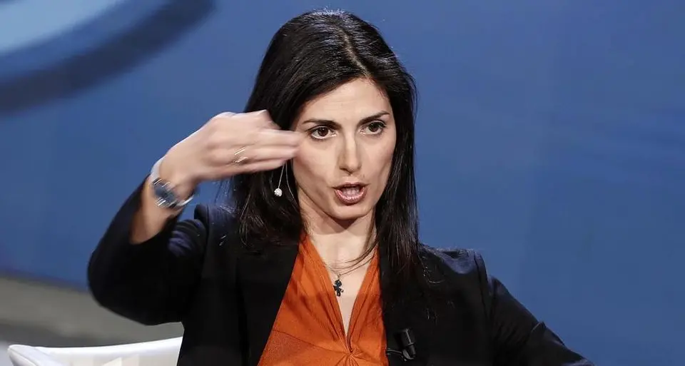 Qualcuno avverta la sindaca Raggi che la Consulta ha affondato la spazzacorrotti