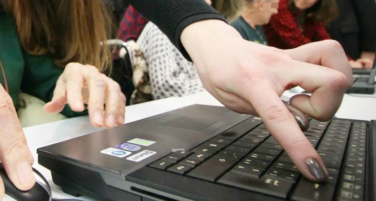 Basta con la polarizzazione del dibattito, o la giustizia digitale resterà tecnocratica