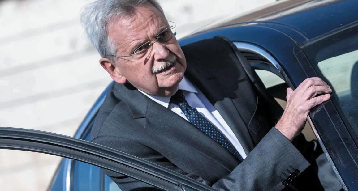 Caso Tolmezzo, la direttrice si difende ma il Garante conferma l’esposto