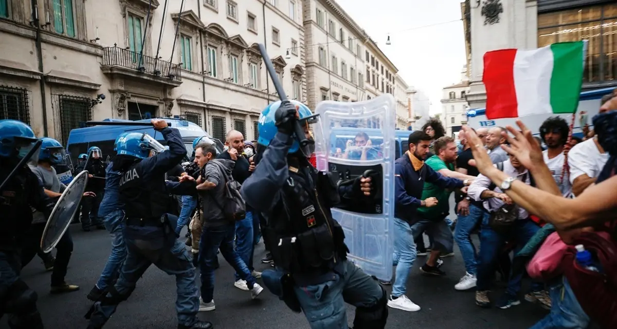 Contrattacco 5S: «Che errore il testo sulla presunzione d'innocenza...»