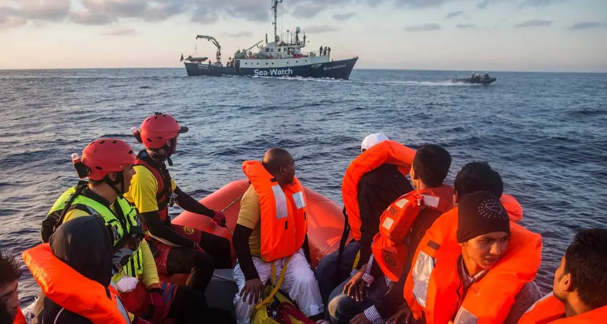 Migranti, le bugie di Frontex sulle Ong