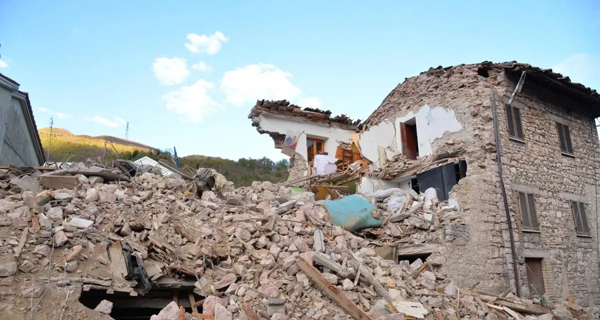 Siamo il Paese delle emergenze. L’Irpinia non è servita