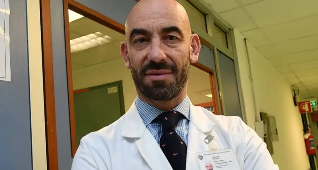 Bassetti: \"L'emergenza ospedaliera è finita ma non chiamatemi negazionista\"