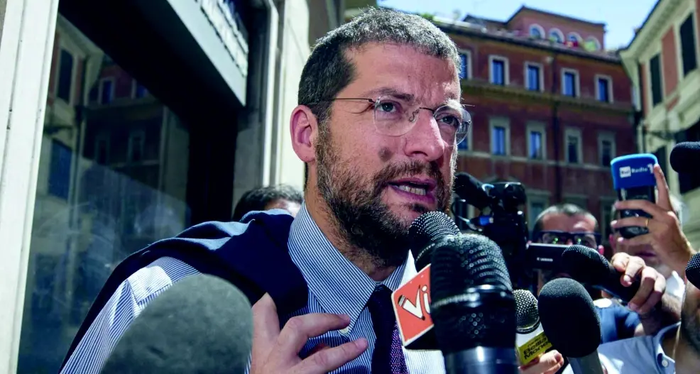 Romano: «Aboliremo i vitalizi: non faremo altri favori ai grillini »