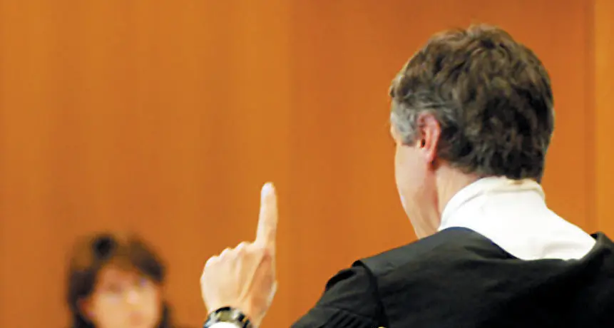 Testimoni istruiti dal pm, sentenze precompilate: così la difesa è solo orpello