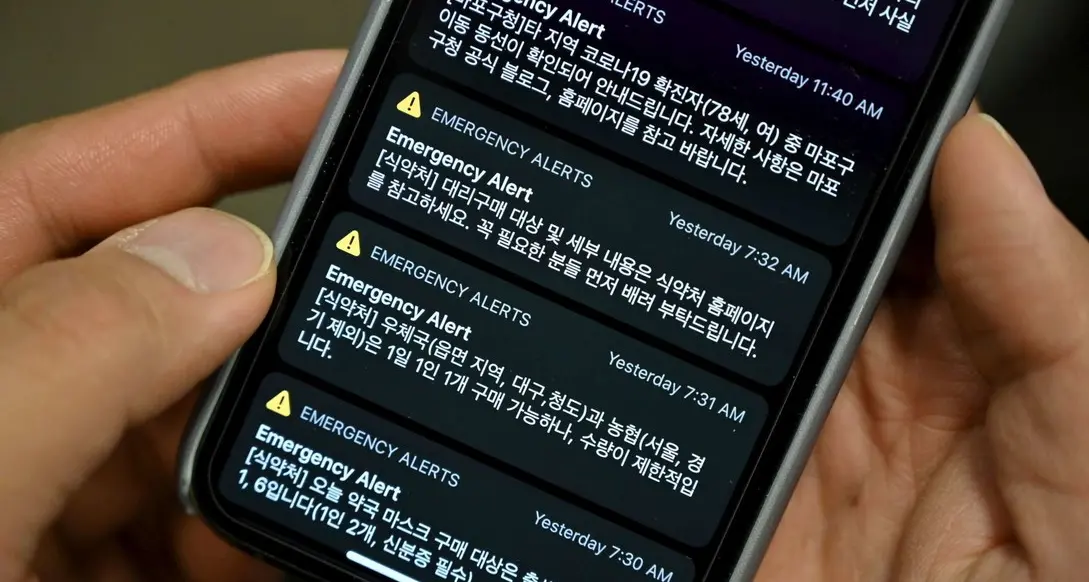 Un'app per tracciare i contagi: «Così fermeremo l'epidemia»