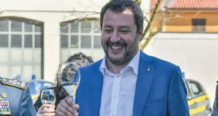 Libia, allarme di Salvini: «Arrivano i terroristi»