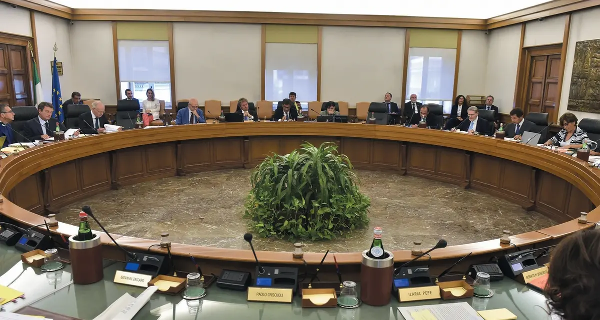 L’autoriforma dell’Anm: no al sorteggio, più rigore