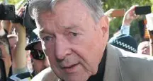 Abusi sessuali su minori: sei anni al Cardinale Pell