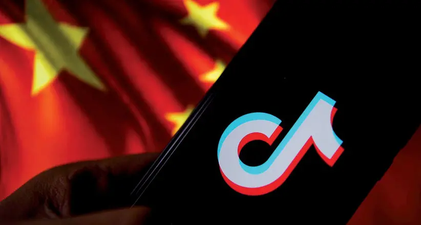 Tik Tok lascia Hong Kong: timori per l'utilizzo dei dati da parte di Pechino