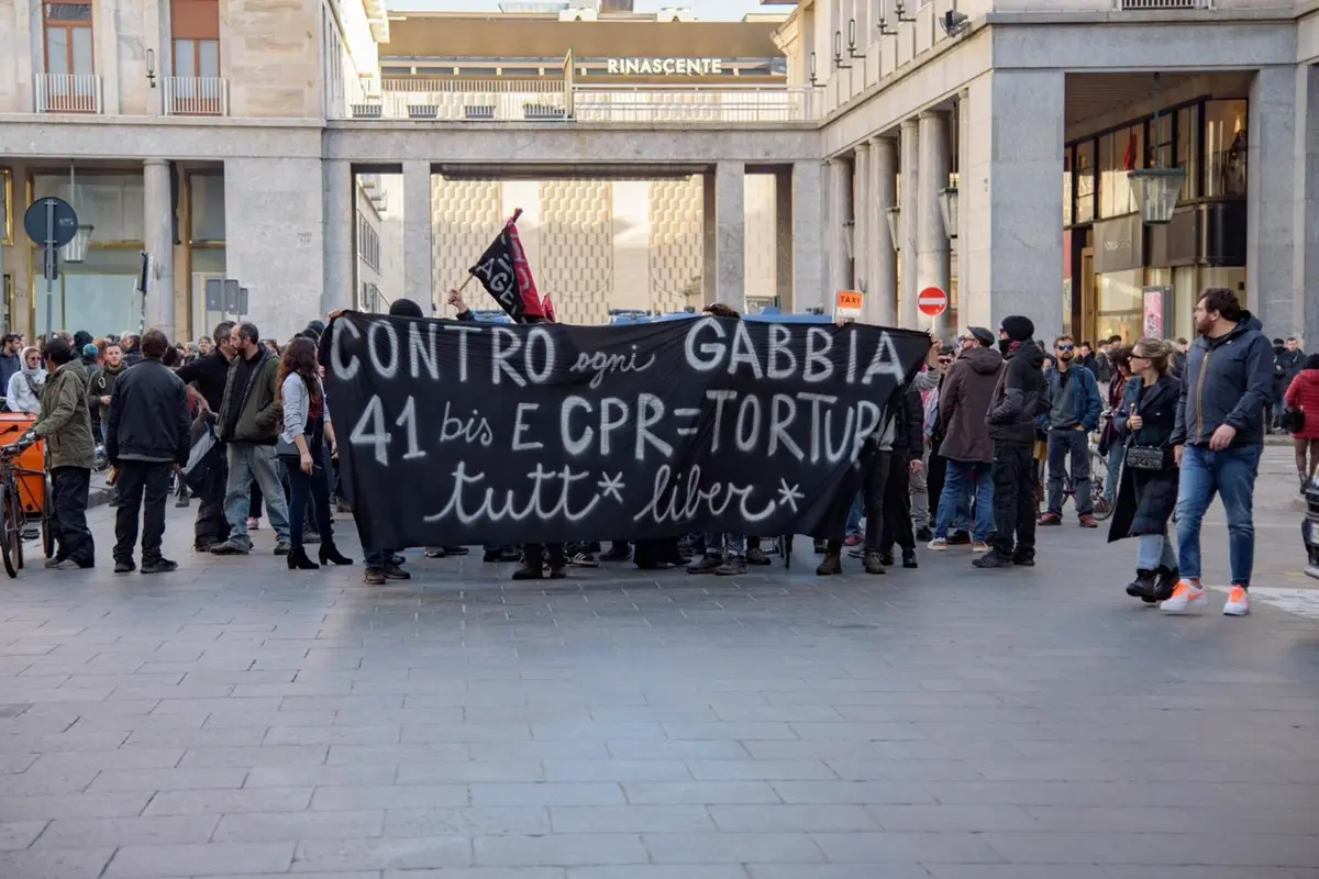 Ancora proteste per chiedere la revoca del 41 bis a cui \\u00E8 sottoposto l\\'anarchico Alfredo Cospito