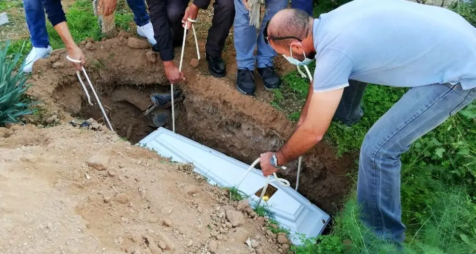 Il sindaco Martello saluta il piccolo Joseph: «Una foto dura per raccontare la realtà»