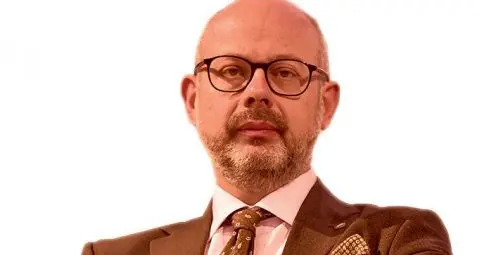 de Bertoldi (FdI): «Così M5S e Pd negano ai professionisti il diritto alla salute»
