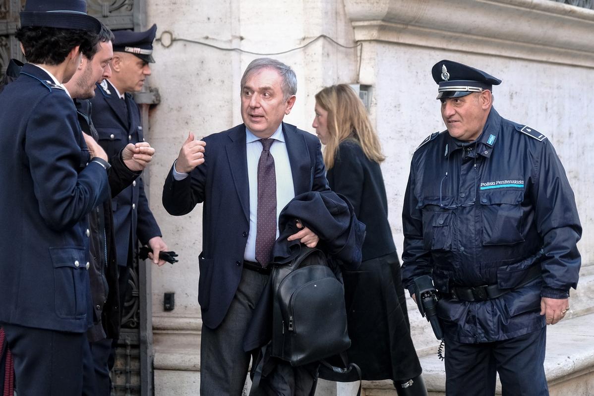 Amnistia E Indulto Presidente Della Repubblica Santalucia: «Amnistia e indulto? Personalmente non ho nulla in contrario»