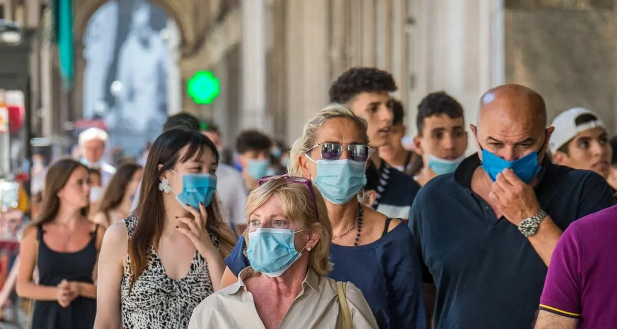 Il Pd segue la linea De Luca e pressa Conte: pronti al coprifuoco