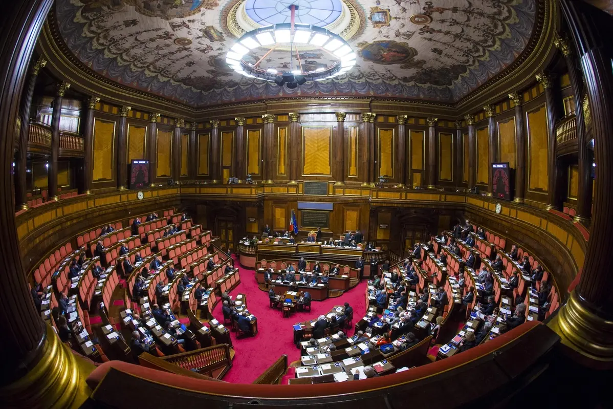 L\\'aula del Senato durante l\\'approvazione del ddl concorrenza, che a Palazzo Madama \\u00E8 stato approvato con la fiducia ANSA/ANGELO CARCONI