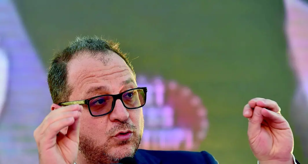 Mulè: «De Benedetti e Silvio? Due pesi e due misure»