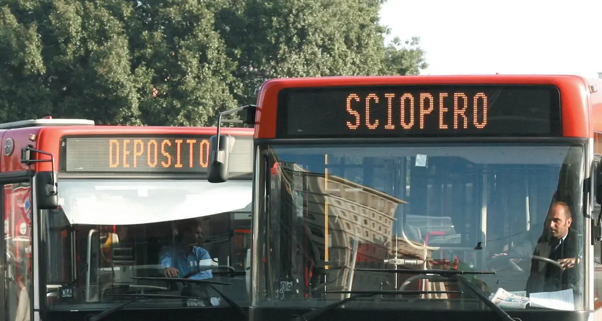 Venerdì sciopero generale, a Roma si fermano anche le partecipate del Comune