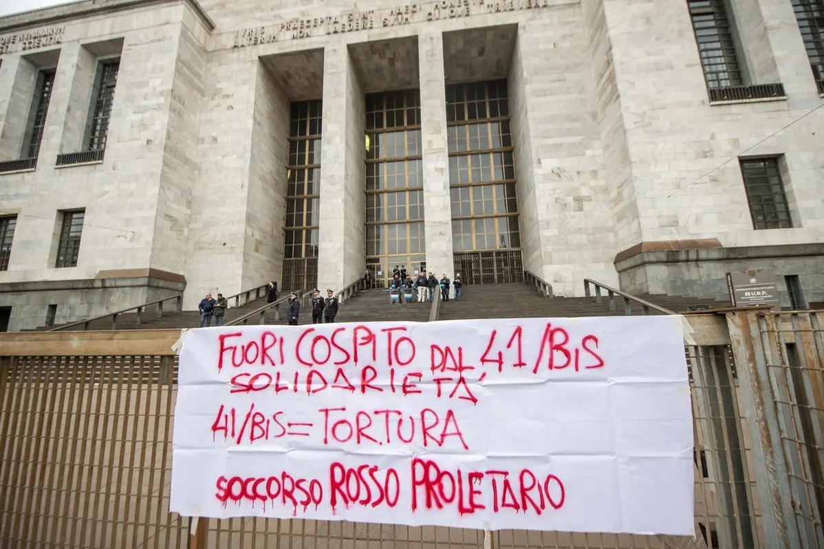 Le proteste in favore di Alfredo Cospito