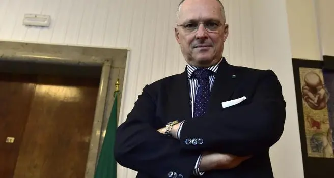 L'Oms scarica Ricciardi: \"Non ci rappresenta\"