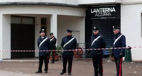 Tragedia in discoteca: identificato il minore che avrebbe spruzzato lo spray