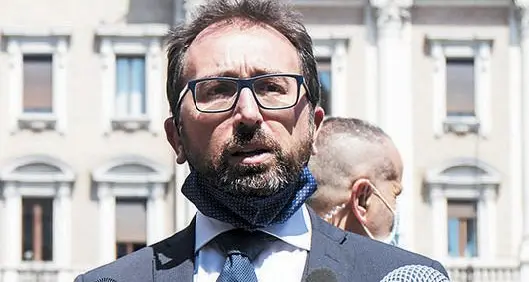 Bonafede: riecco le udienze. Slitta l’intesa coi cancellieri