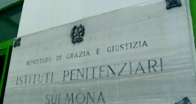 A Sulmona ci sono solo cinque medici per 400 detenuti