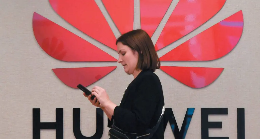 Huawei sfida il bando di Trump: «Abbiamo già pronto il piano B»