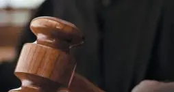 Toghe prestate allo sport, cade il “veto” del Csm