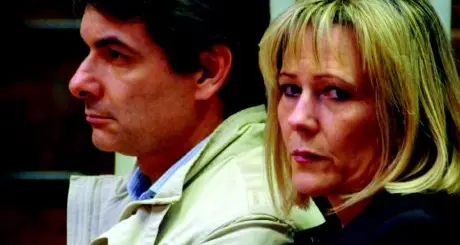 «Mio marito Brega Massone non è un mostro e ora un giudice gli ha dato speranza»
