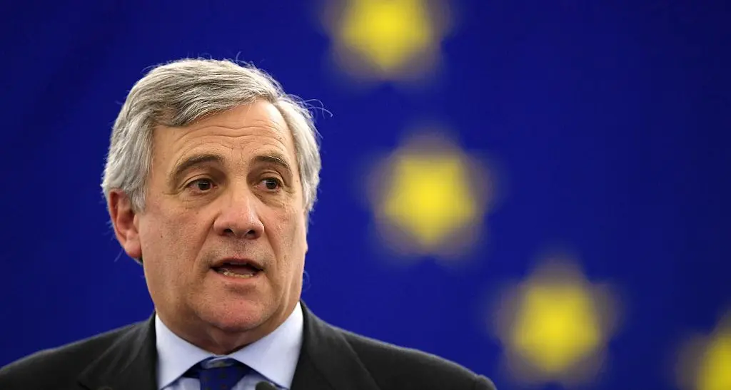 Tajani: «Dobbiamo pensare al bene del Paese»