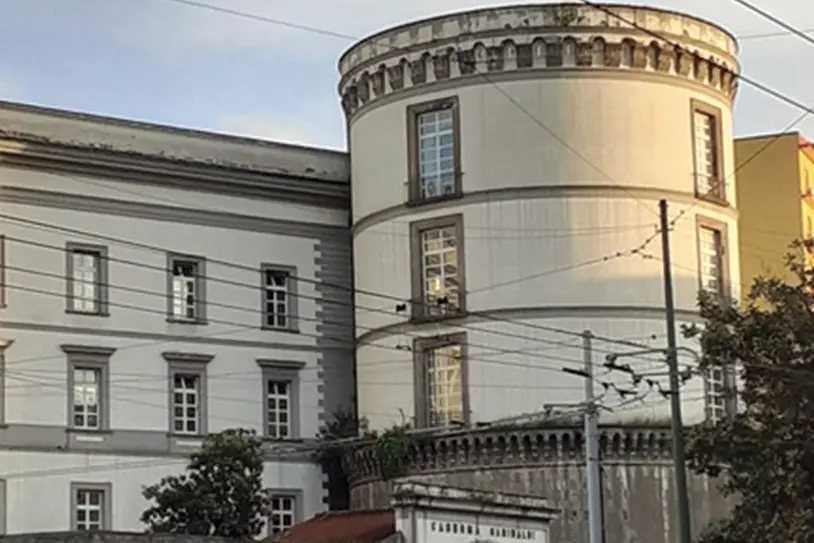 giudice pace Napoli tribunale