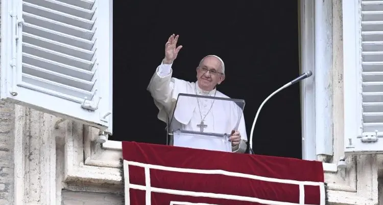 Il Papa: soffro e piango per le sofferenze del popolo ucraino