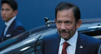 Brunei, entra in vigore la legge coranica: pena di morte per omo e adulteri