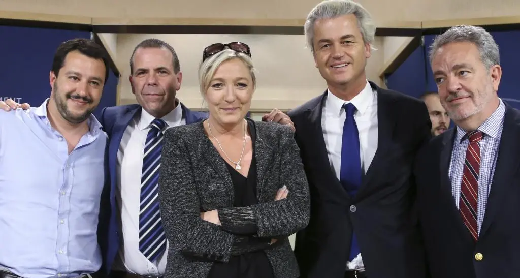 Populisti smarriti: «Ma allora Trump da che parte sta?»