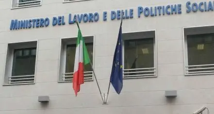 Salario minimo per legge? Prima si riconosca valore legale ai minimi salariali dei contratti nazionali