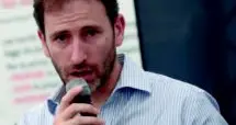 Casaleggio jr: «Parlamento addio!»