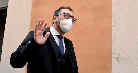 Bonafede al Csm: così il M5S rottama i tabù di Grillo