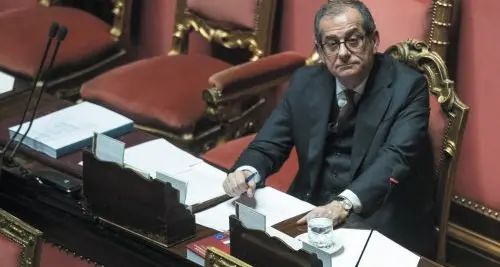 Def, la chimera dei tagli. Ma senza l’aumento Iva meno crescita e più debito